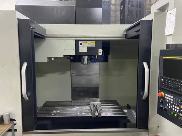 VMC1000II вертикально-фрезерный обрабатывающий центр с ЧПУ